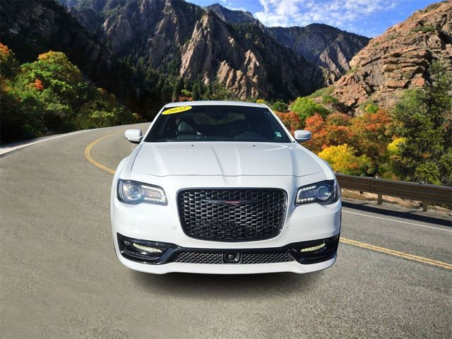 2022 Chrysler 300 300S