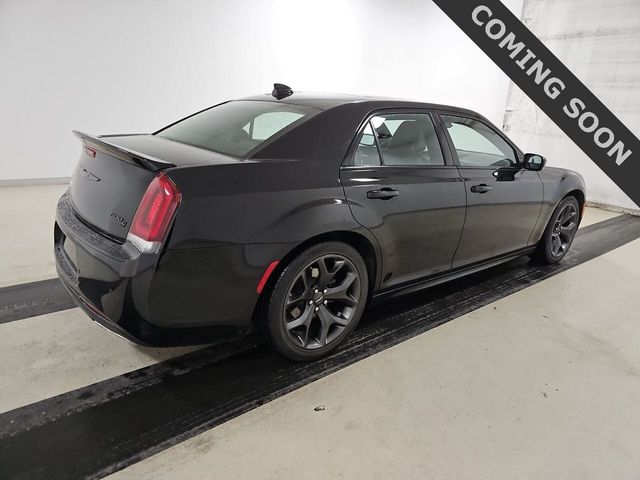 2022 Chrysler 300 300S