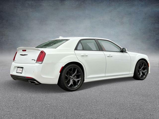 2022 Chrysler 300 300S