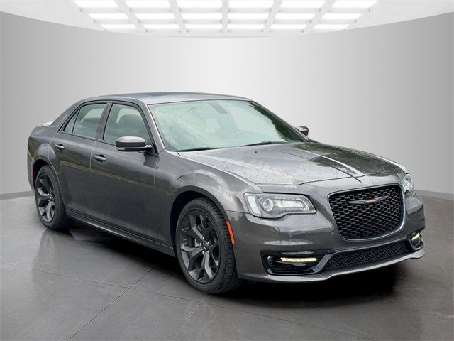 2022 Chrysler 300 300S