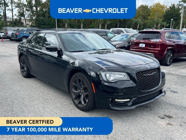 2022 Chrysler 300 300S