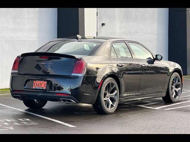 2022 Chrysler 300 300S