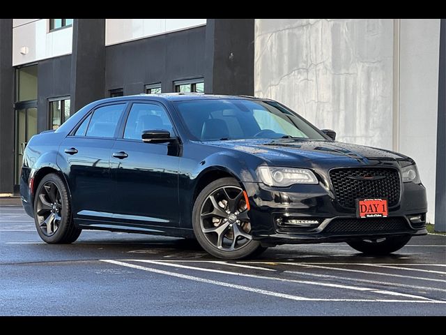 2022 Chrysler 300 300S