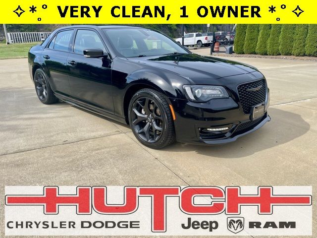 2022 Chrysler 300 300S