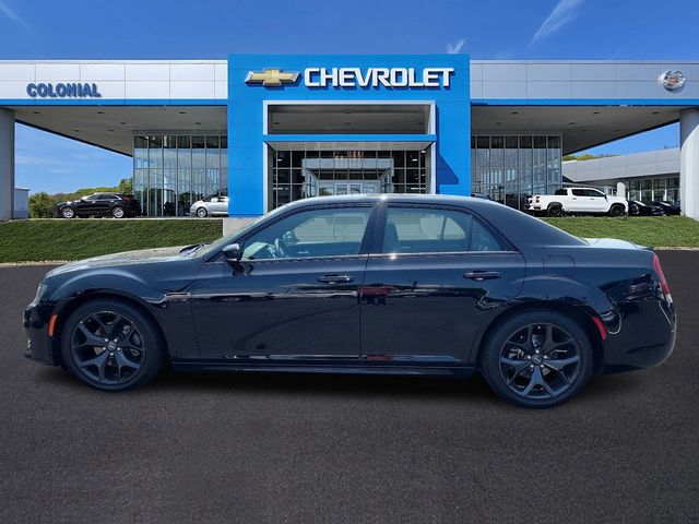 2022 Chrysler 300 300S