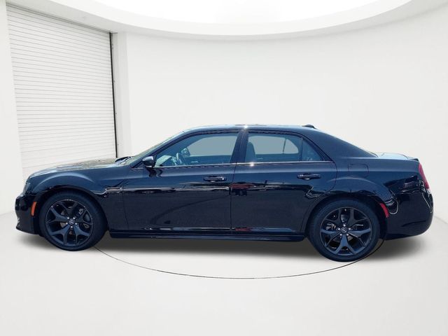 2022 Chrysler 300 300S