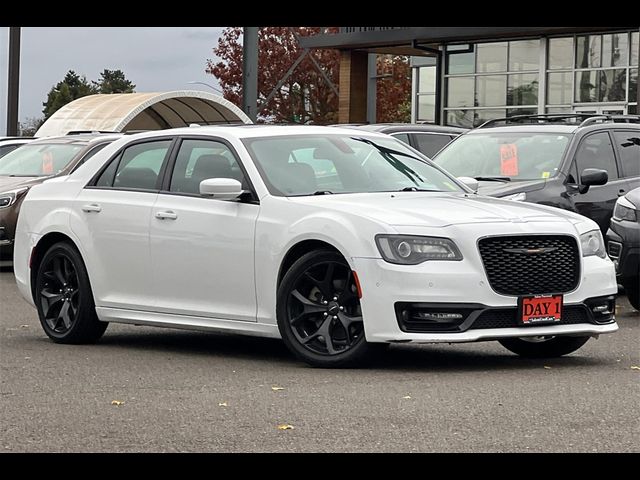 2022 Chrysler 300 300S