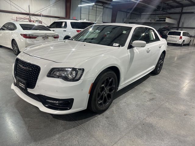 2022 Chrysler 300 300S