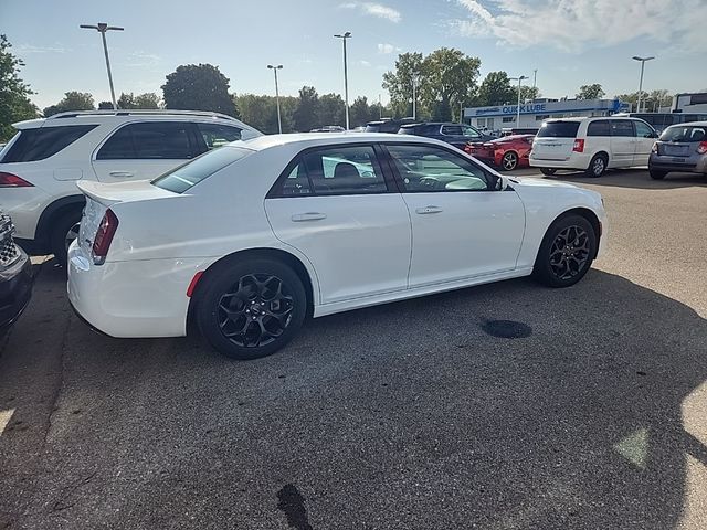 2022 Chrysler 300 300S