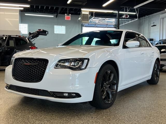 2022 Chrysler 300 300S