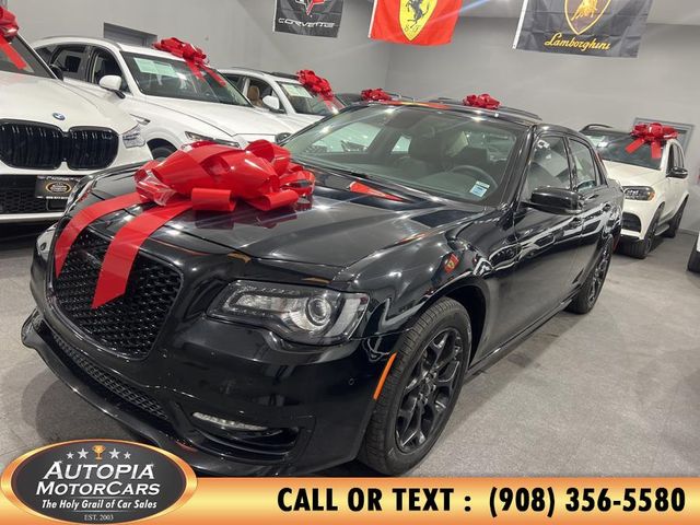 2022 Chrysler 300 300 Touring L