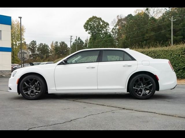 2022 Chrysler 300 Touring