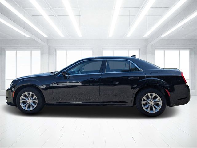 2022 Chrysler 300 Touring