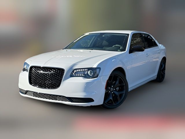 2022 Chrysler 300 Touring