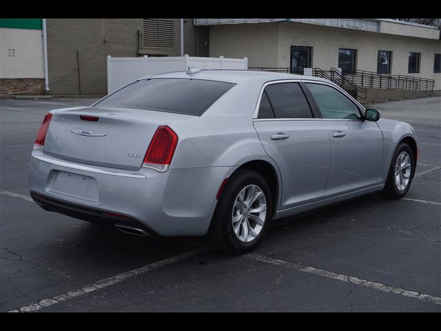 2022 Chrysler 300 Touring