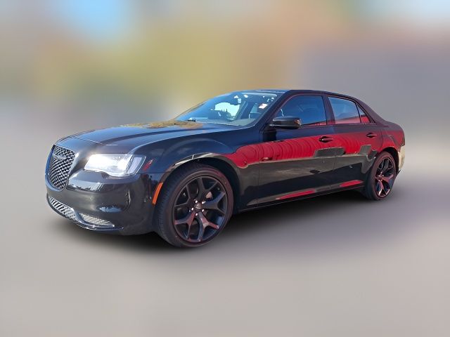 2022 Chrysler 300 Touring