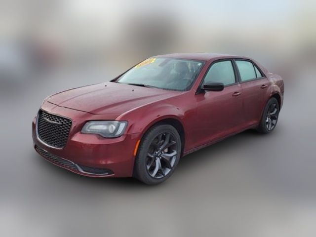 2022 Chrysler 300 Touring