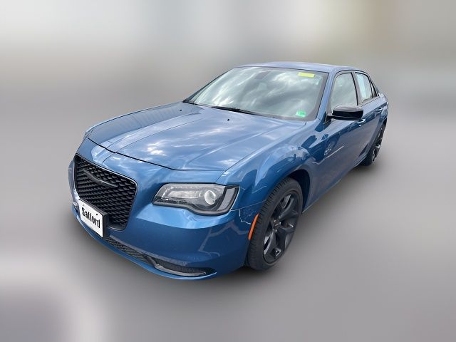 2022 Chrysler 300 Touring