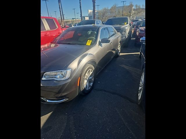 2022 Chrysler 300 Touring