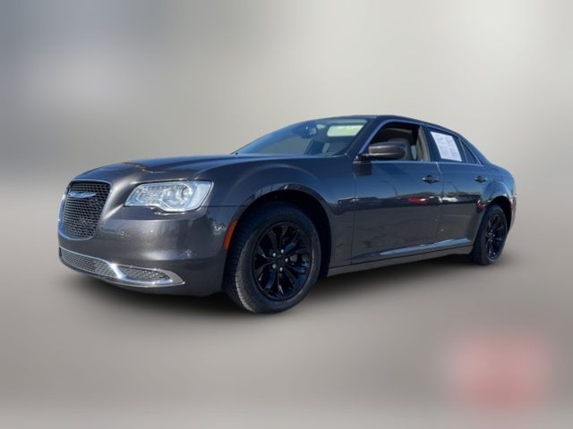 2022 Chrysler 300 Touring