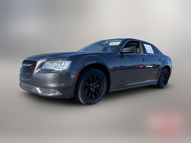 2022 Chrysler 300 Touring