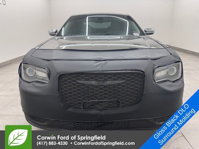 2022 Chrysler 300 Touring