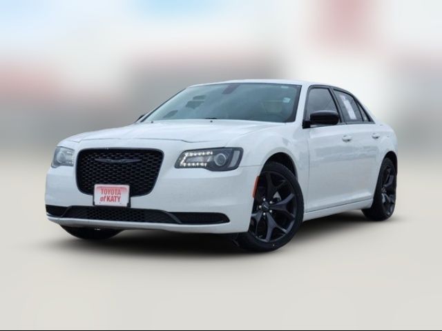 2022 Chrysler 300 Touring