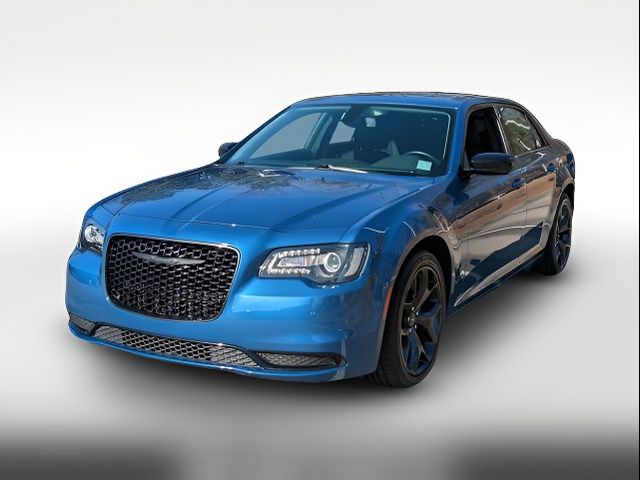 2022 Chrysler 300 Touring