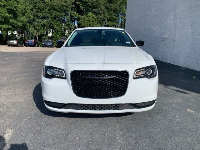 2022 Chrysler 300 Touring