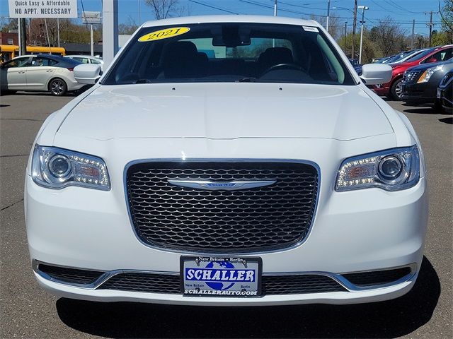 2022 Chrysler 300 Touring