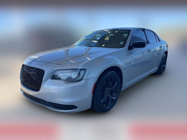 2022 Chrysler 300 Touring