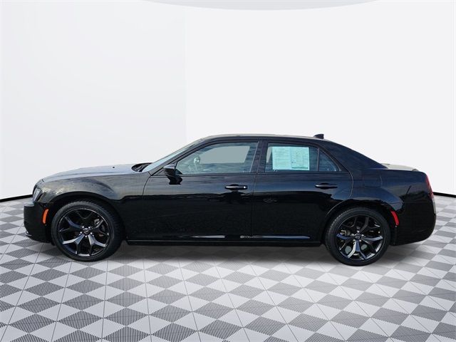 2022 Chrysler 300 Touring