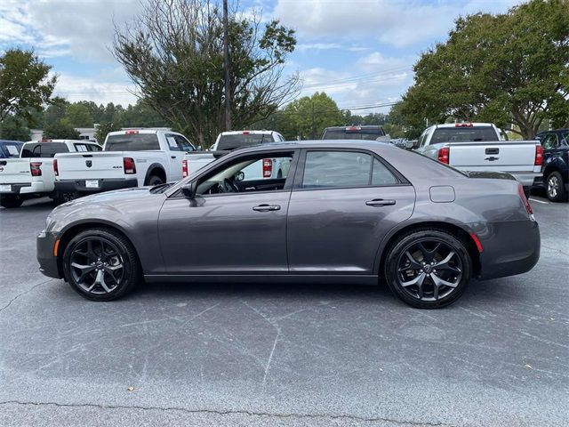 2022 Chrysler 300 Touring