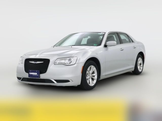 2022 Chrysler 300 Touring