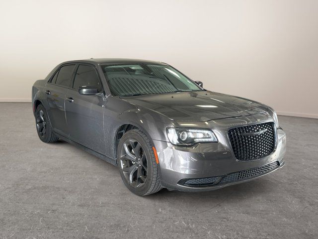 2022 Chrysler 300 Touring