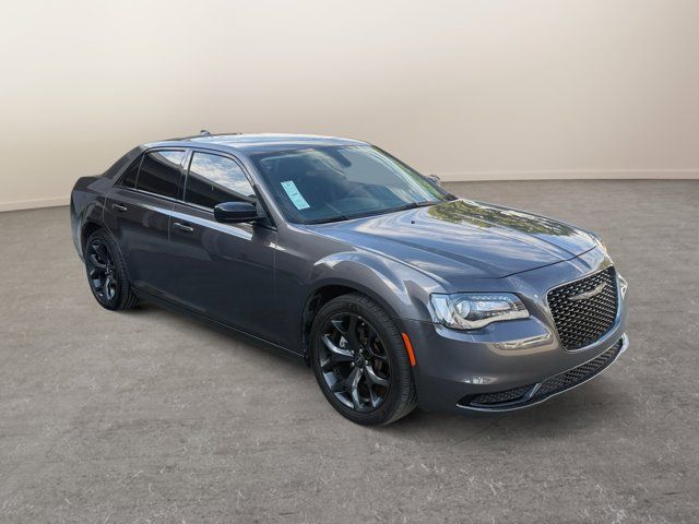 2022 Chrysler 300 Touring