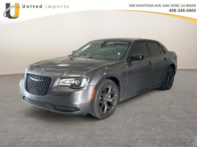 2022 Chrysler 300 Touring