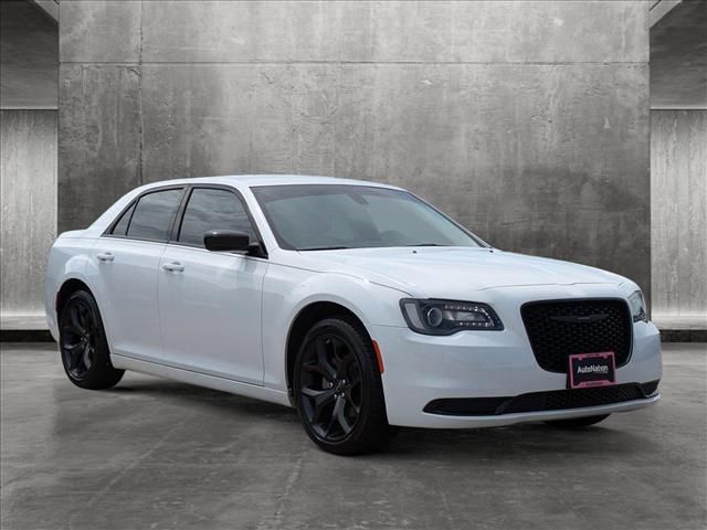 2022 Chrysler 300 Touring