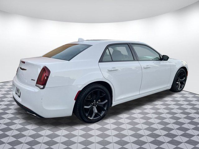 2022 Chrysler 300 Touring