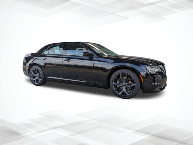 2022 Chrysler 300 Touring