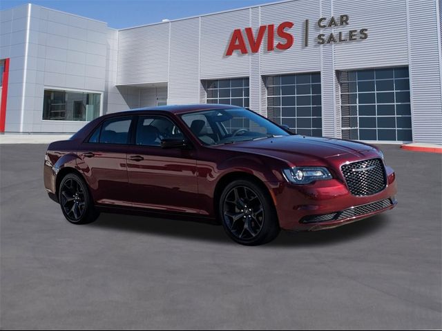 2022 Chrysler 300 Touring