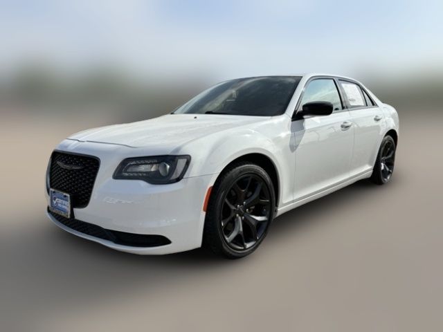 2022 Chrysler 300 Touring