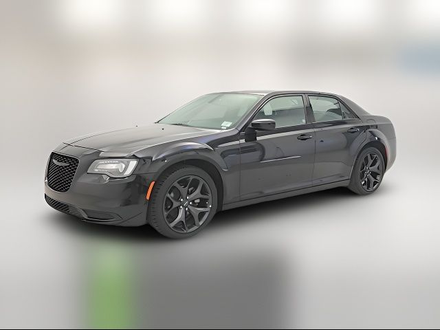 2022 Chrysler 300 Touring