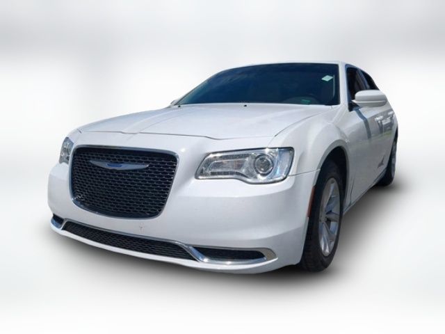 2022 Chrysler 300 Touring