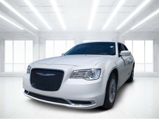 2022 Chrysler 300 Touring