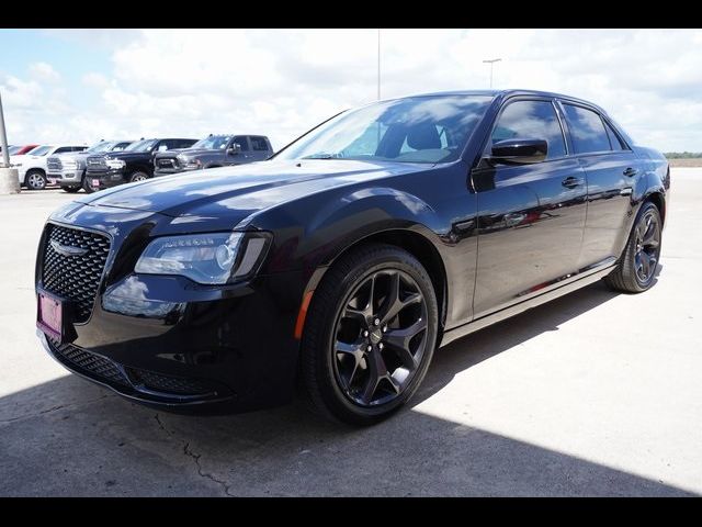 2022 Chrysler 300 Touring