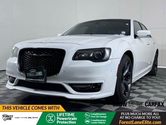 2022 Chrysler 300 Touring L