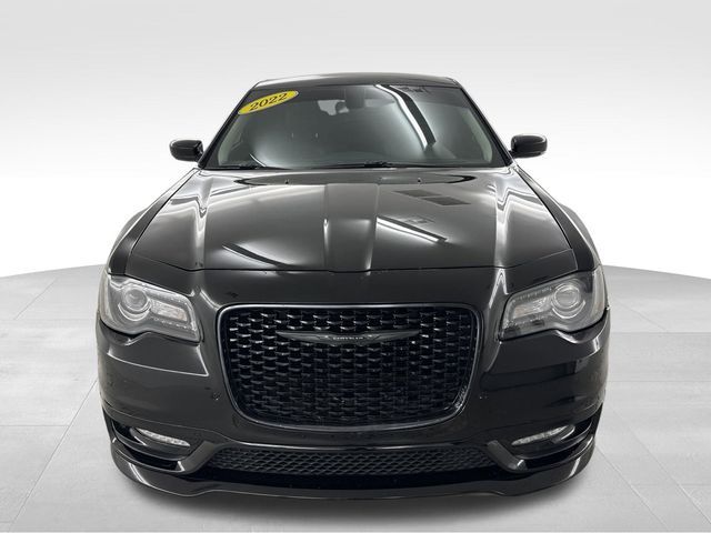 2022 Chrysler 300 Touring L