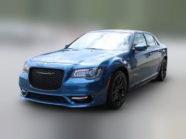 2022 Chrysler 300 Touring L