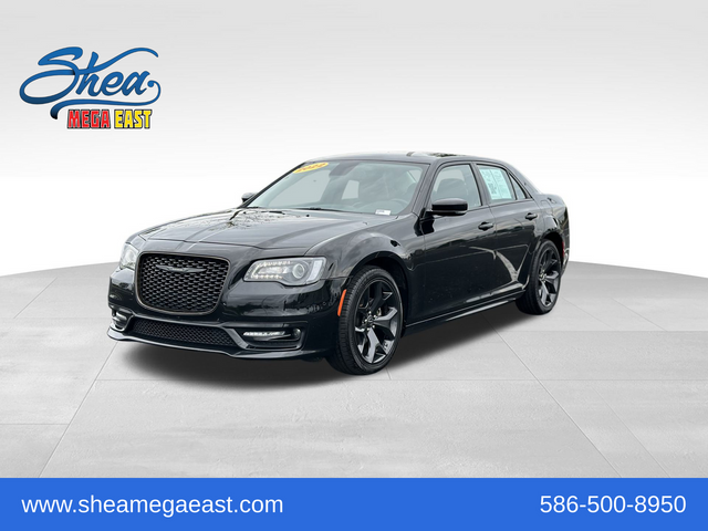 2022 Chrysler 300 300 Touring L